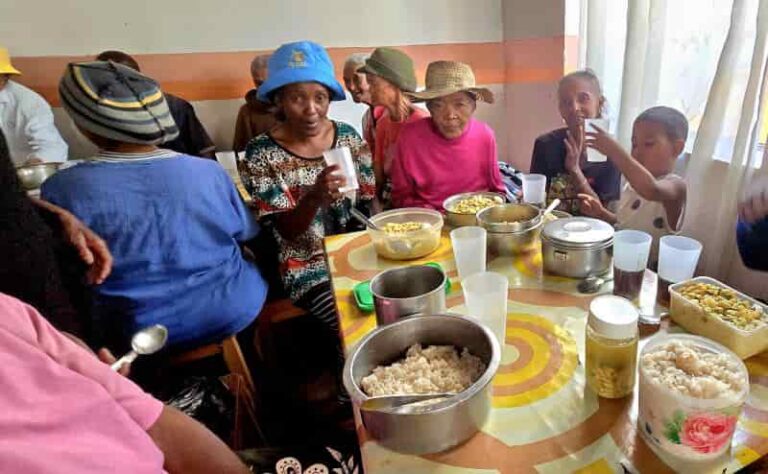 repas des personnes âgées
